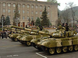 Armenian_tanks_in_military_parade